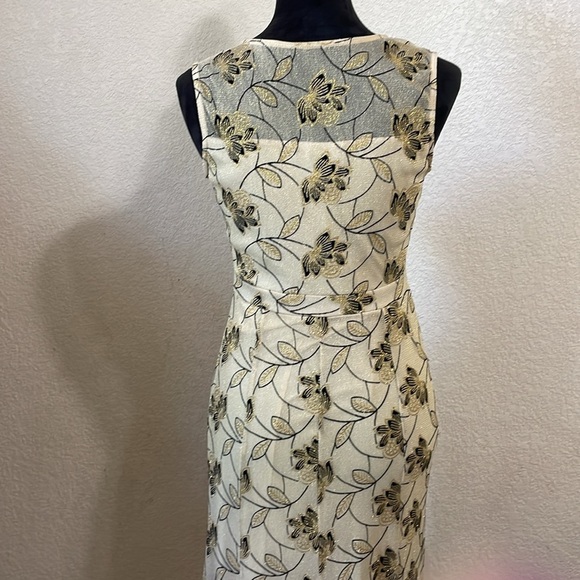 CANDALITE PETITE Gold Floral Party Dress - Picture 5 of 8